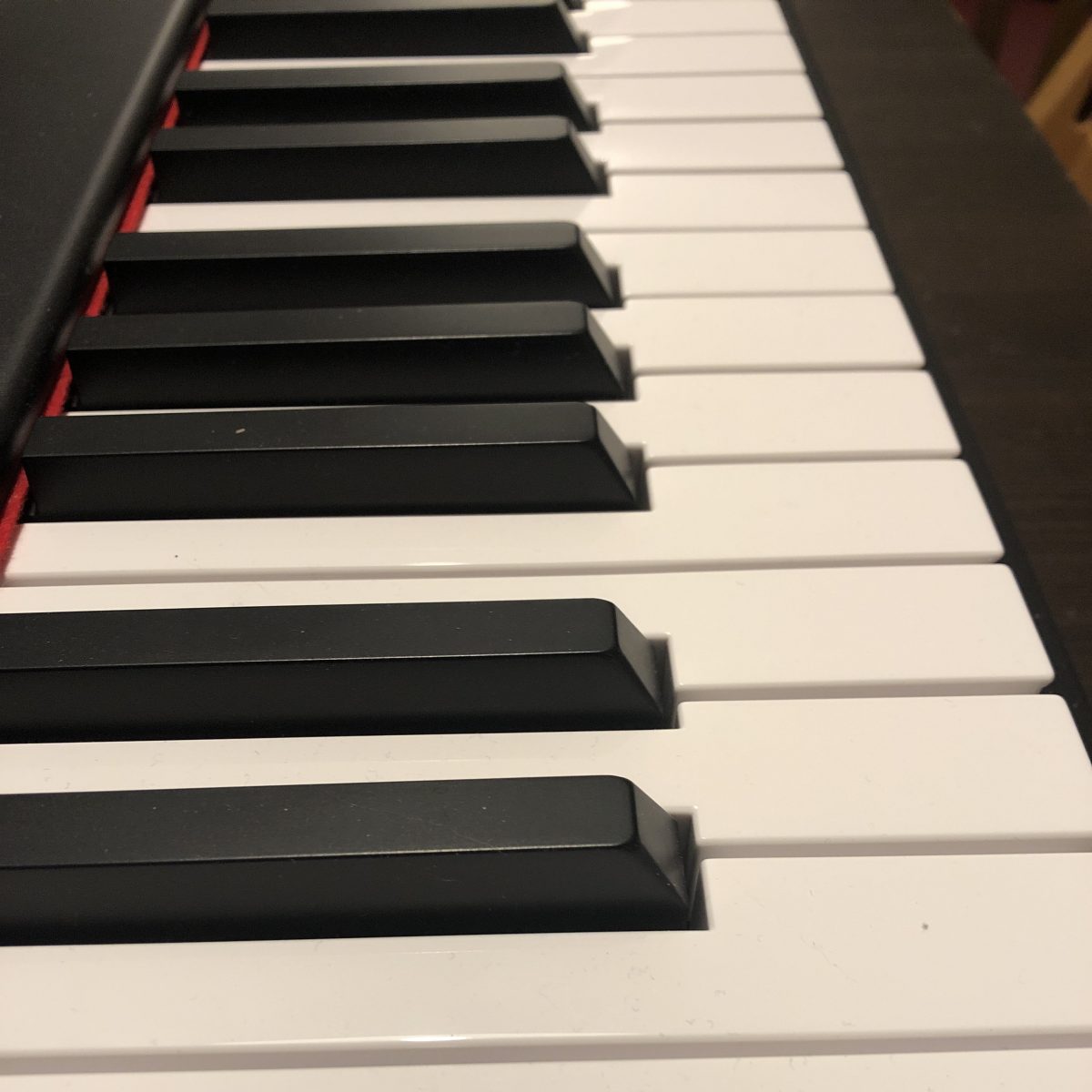 Touches de piano en gros plan